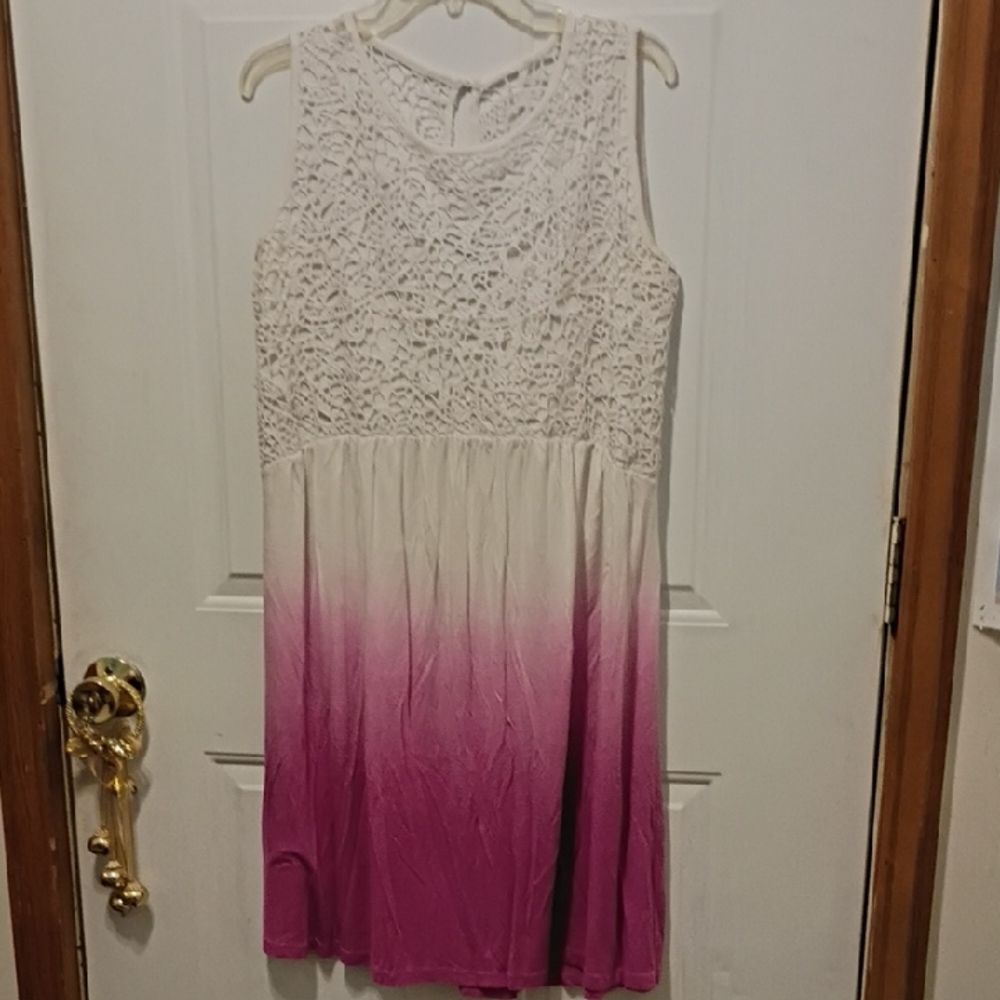 Design 365 Women's 1X White and Pink Ombre Lace Dress Sleeveless